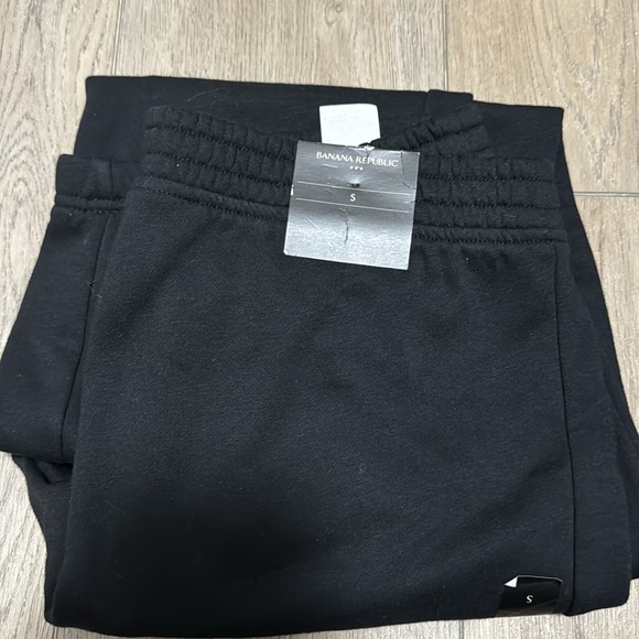NWT! Banana Republic Black Fleece Women Jogger - Multiple Sizes 🩵 - Picture 9 of 10